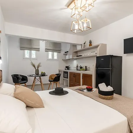 Heavenly & Naxos City