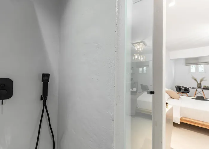 Lägenhetshotell Heavenly & Naxos City