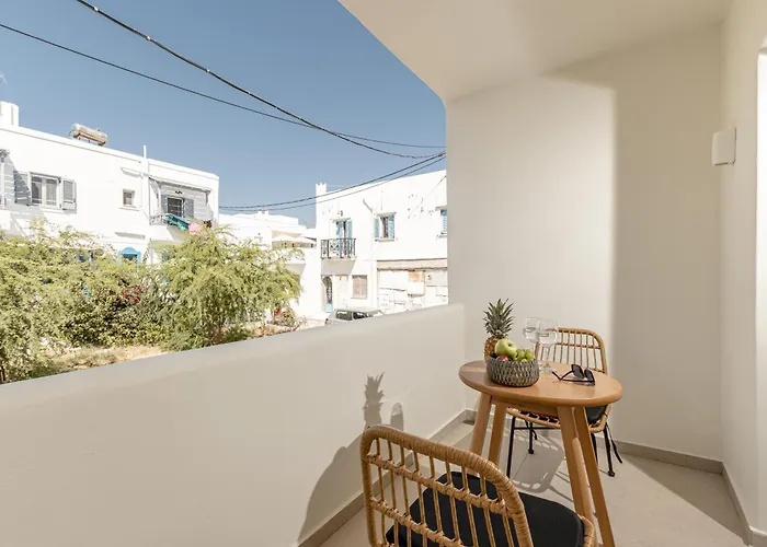 Heavenly & Aparthotel Naxos City